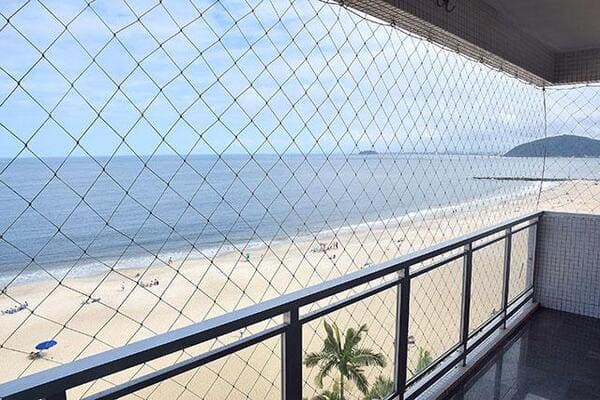 Rede de proteção no Guarujá